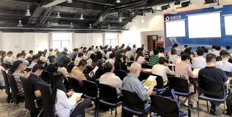 攜手并進(jìn)，共繪藍(lán)圖——市外資協(xié)會(huì)組織會(huì)員企業(yè)積極參與上海市新能源汽車產(chǎn)業(yè)推進(jìn)交流會(huì)
